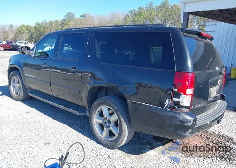 2008 Chevrolet Suburban 1500 Lt z USA, uszkodzony, nr VIN 3GNFC160X8G108137